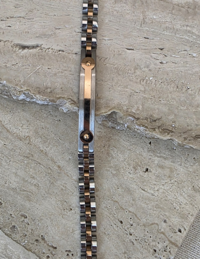 Çift Renkli (Gümüş & Rose Gold) Vidalı Plaka Çelik Erkek Bileklik Çift Renkli (Gümüş & Rose Gold) Vidalı Plaka Çelik Erkek Bileklik